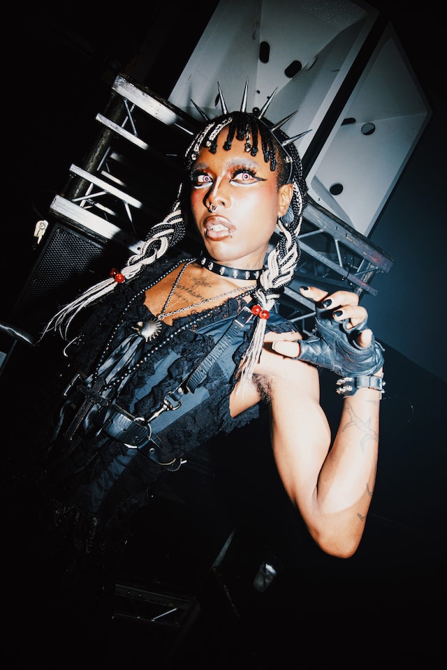 Courteney Frisby Spotlight 7