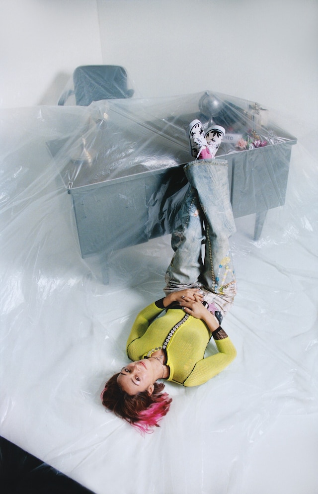 SP26_Lifestyle_Authentic_Lizzie_Armanto_VN000Z75KI 5