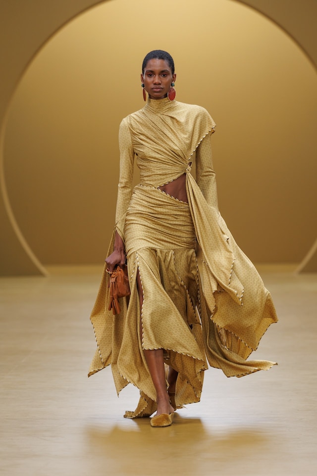 ZIM F26 FOH_STILLS_2x3_06 5