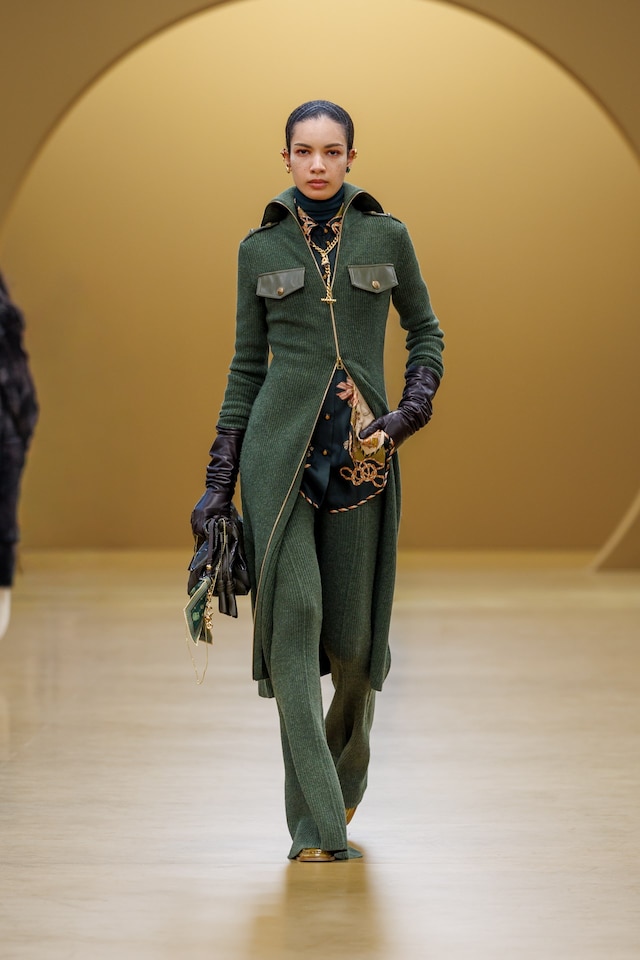 ZIM F26 FOH_STILLS_2x3_18 17