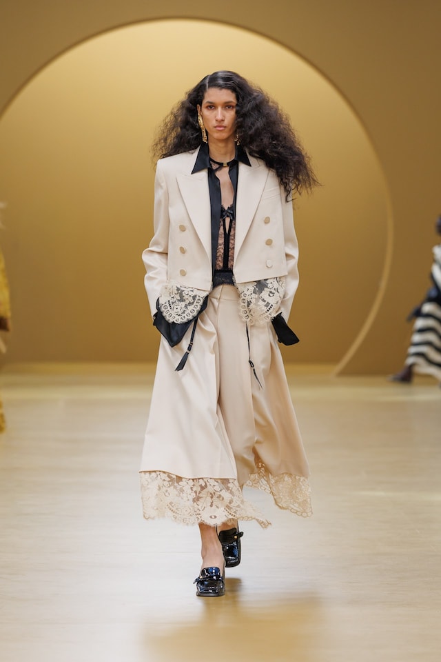 ZIM F26 FOH_STILLS_2x3_42 41