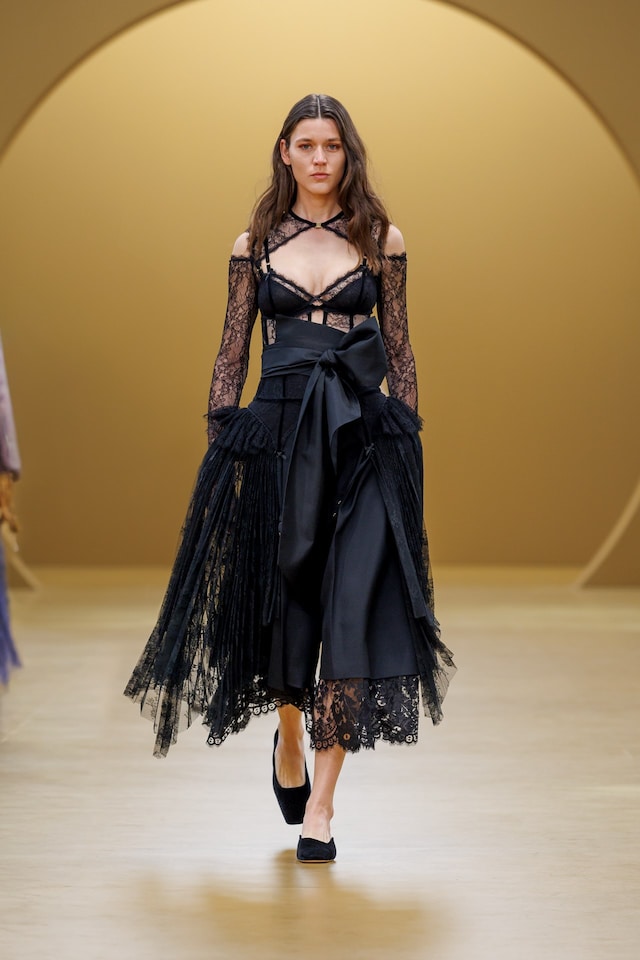 ZIM F26 FOH_STILLS_2x3_51 50