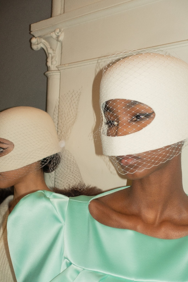 Masks on the AW26 runway 2