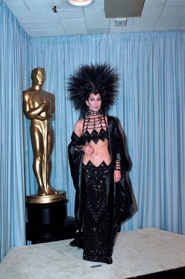 Controversial Oscars outfits 4