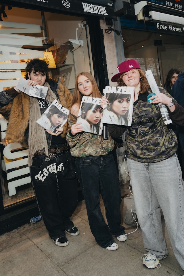 Beabadoobee Dazed cover signing 13