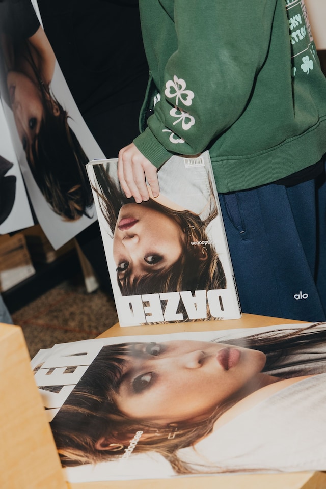 Beabadoobee Dazed cover signing 17