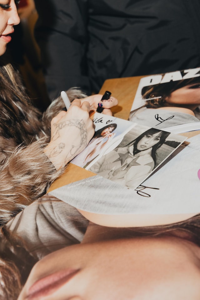 Beabadoobee Dazed cover signing 20