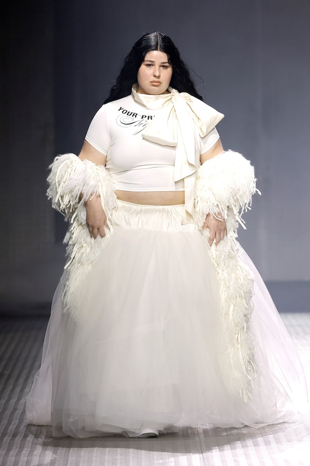 080_37_look_Reparto 110204 5