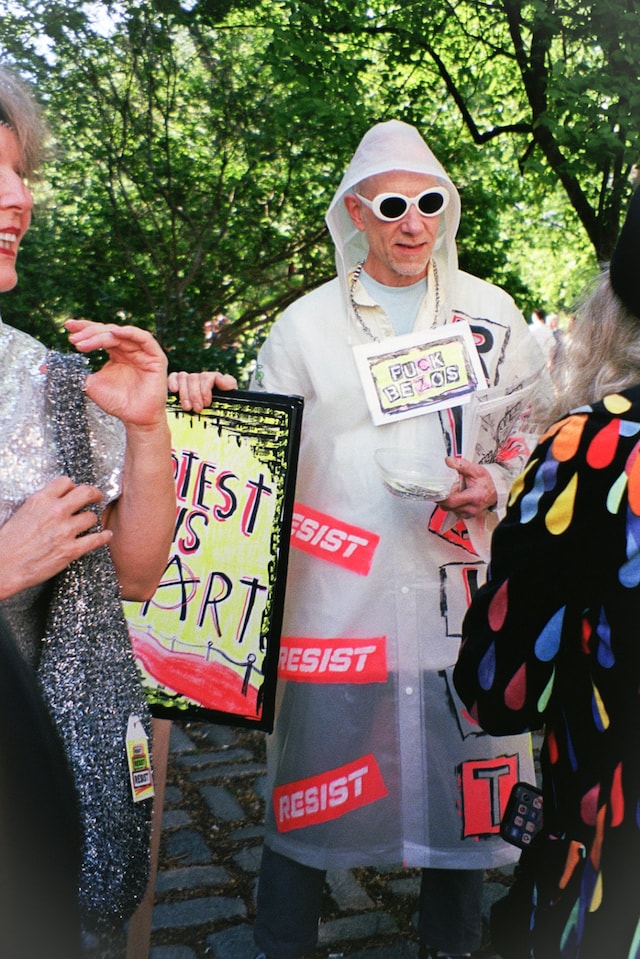 Young Met Gala Superfans 11