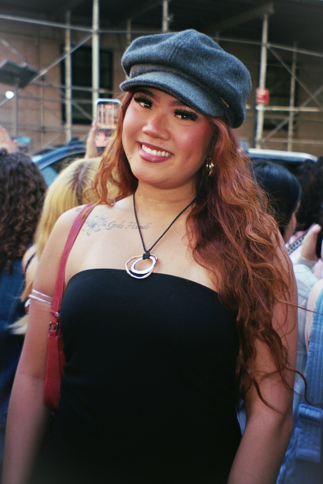 Young Met Gala Superfans 12