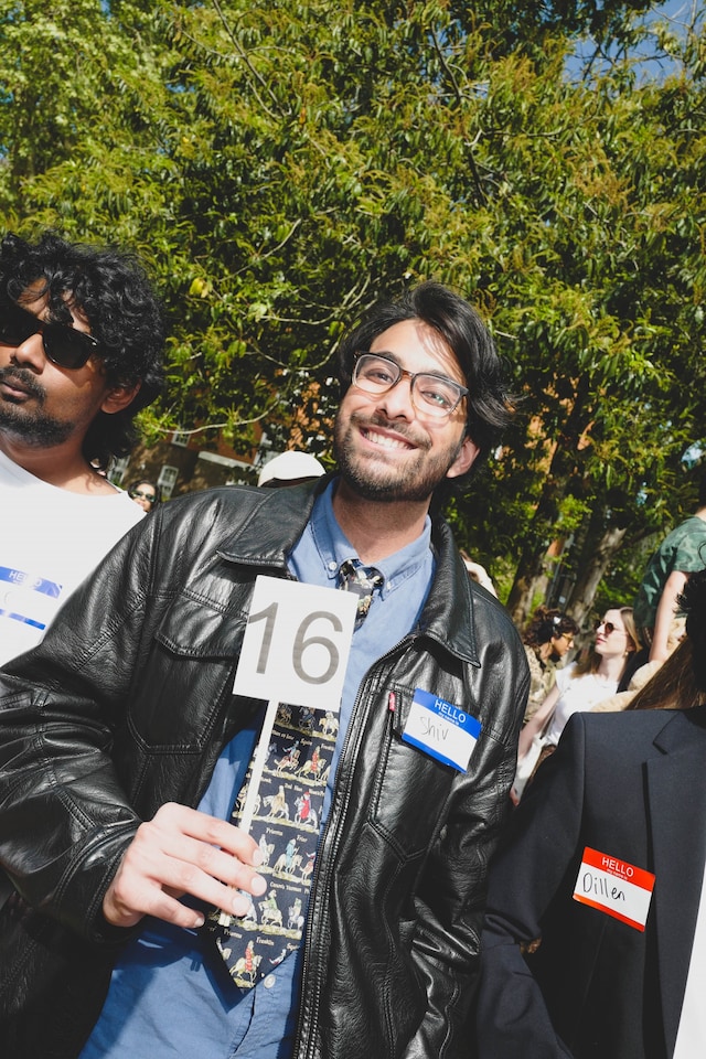 Dev Patel lookalike contest 4