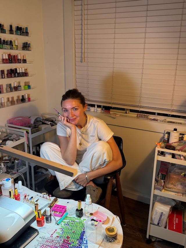 BTS of Euphoria’s nails with Caroline Cotten 3