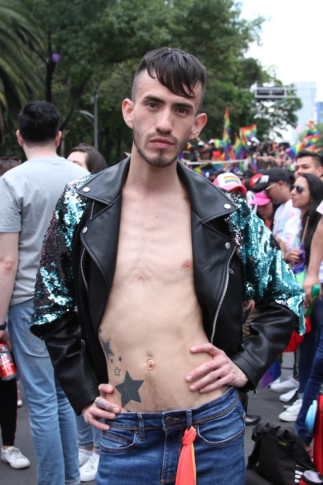 ÓRALE: Love and Death in Mexico City 12