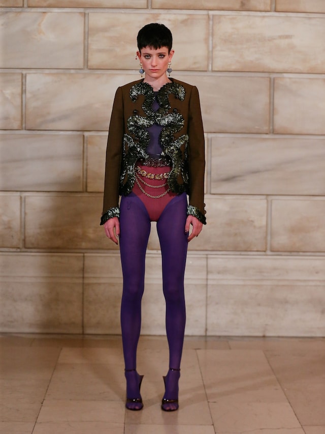 LOOK 22 - KATIE 21