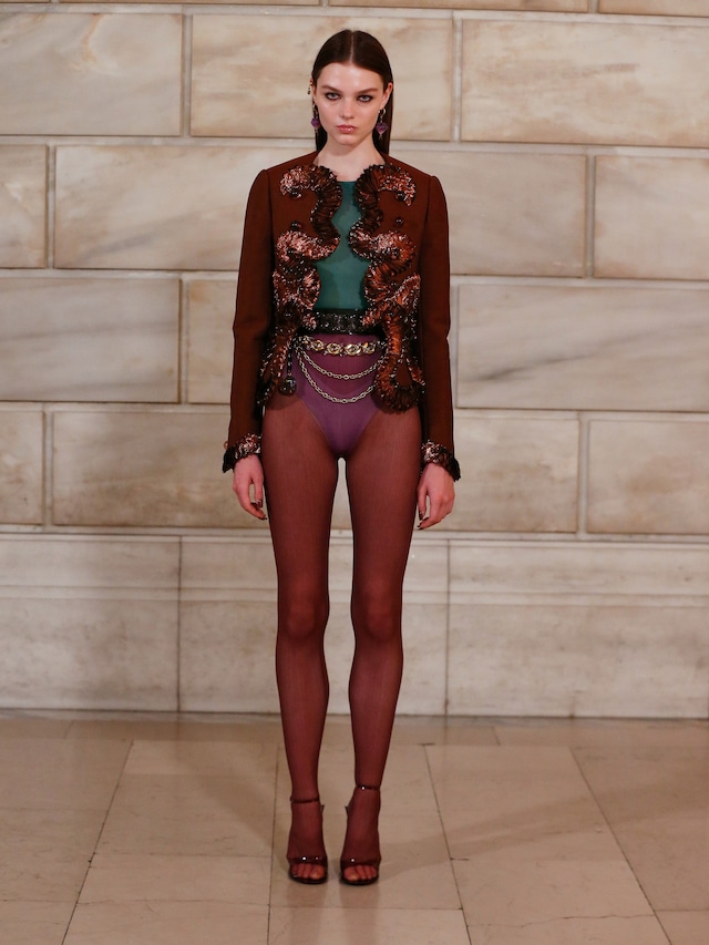 LOOK 23 - HANNA 22