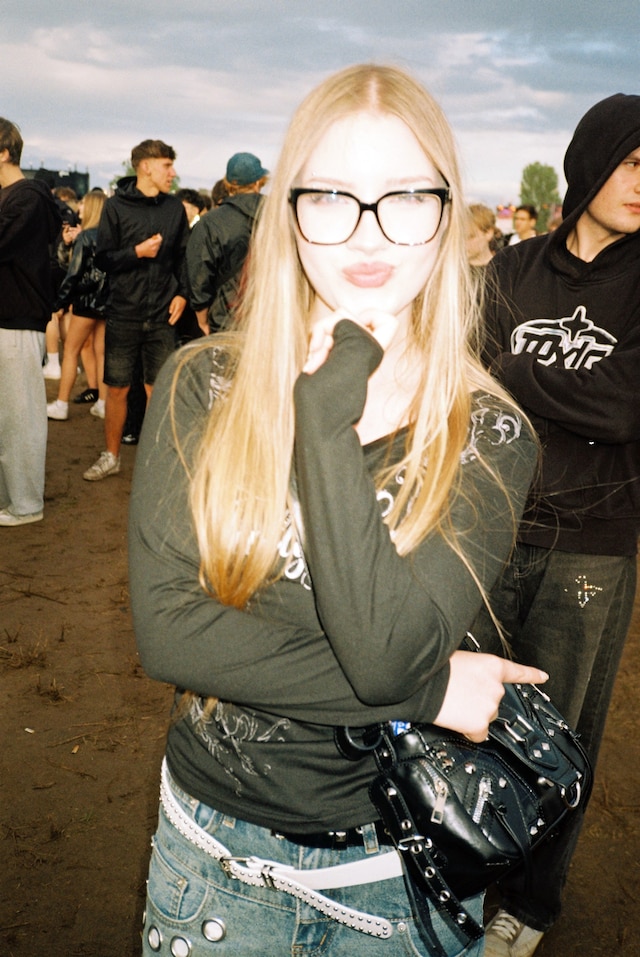 2 9