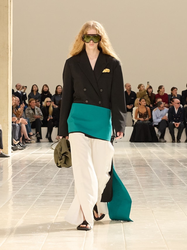 Balenciaga SS27 6