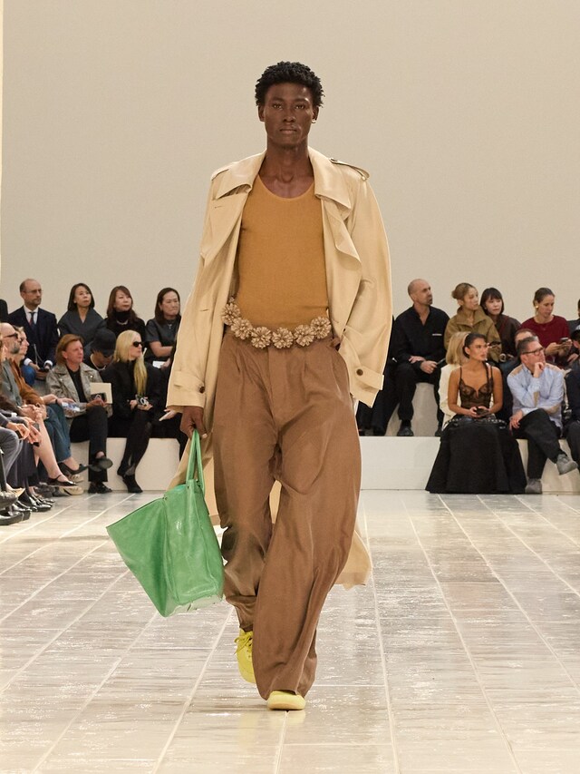 Balenciaga SS27 18