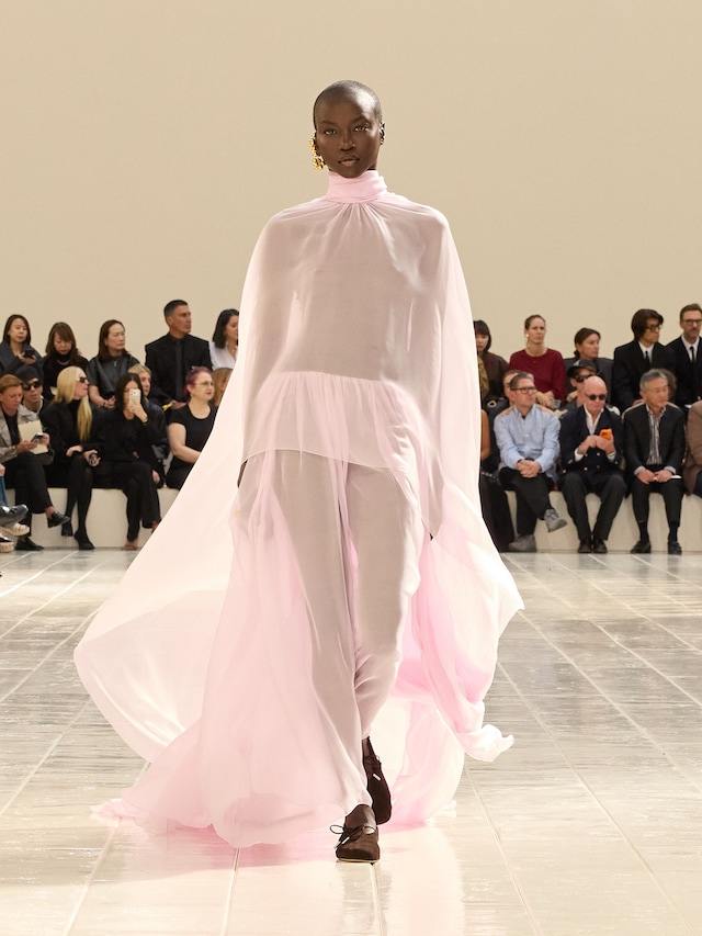 Balenciaga SS27 42