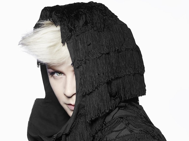 Robyn shot by Rankin
