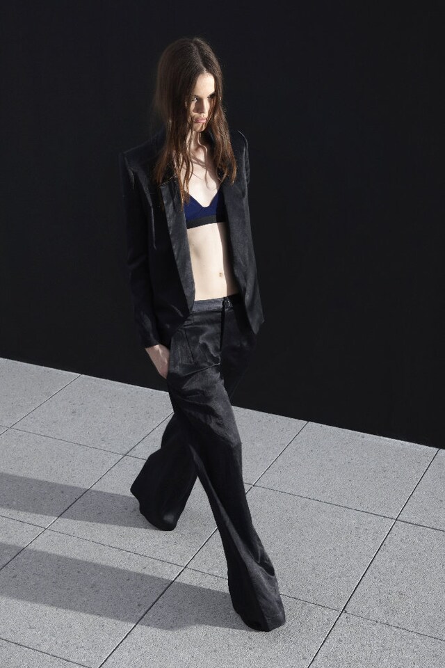 Image 0