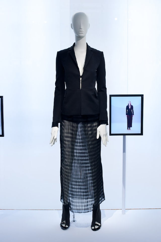 Image 0