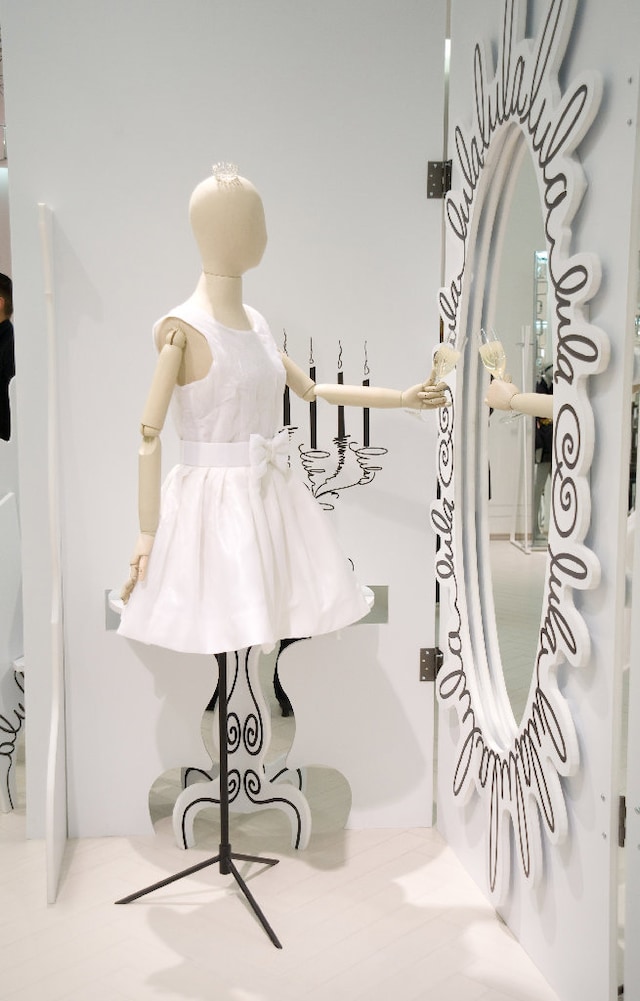The pop-up shop - Room at the Hudson&#39;s Bay Company 0