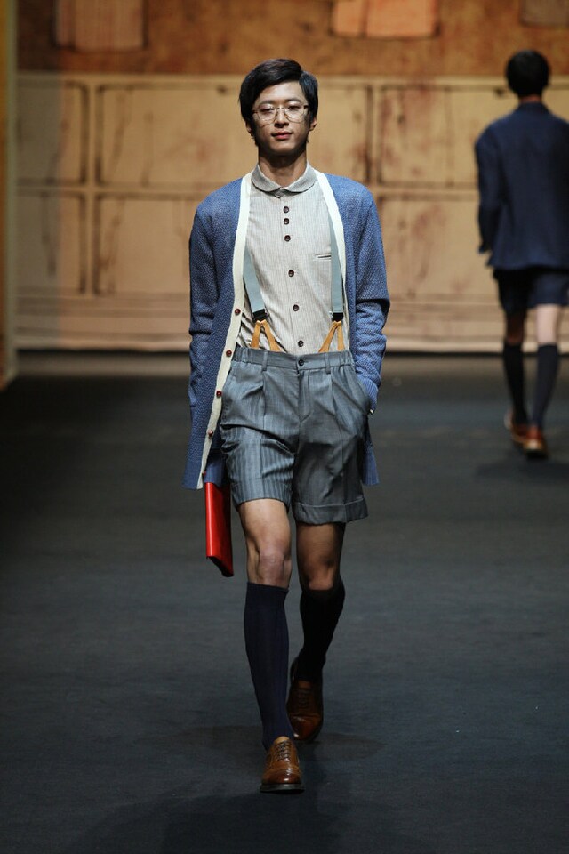 Image 0
