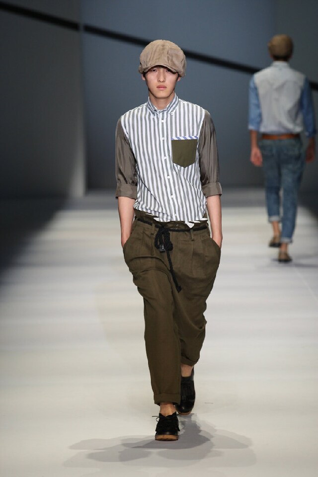 Image 0
