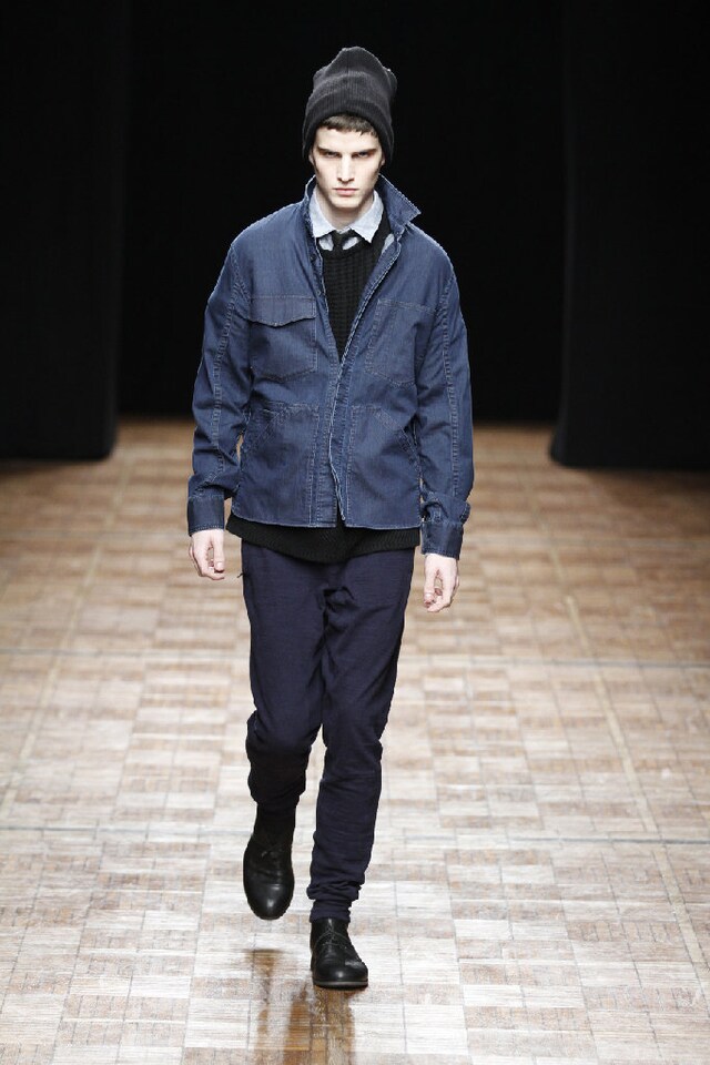 Image 0