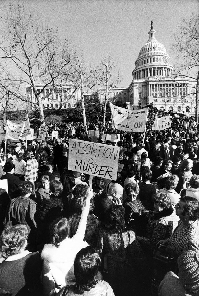 Protest!: Sixty-five Years Of Rebellion In Photographs 