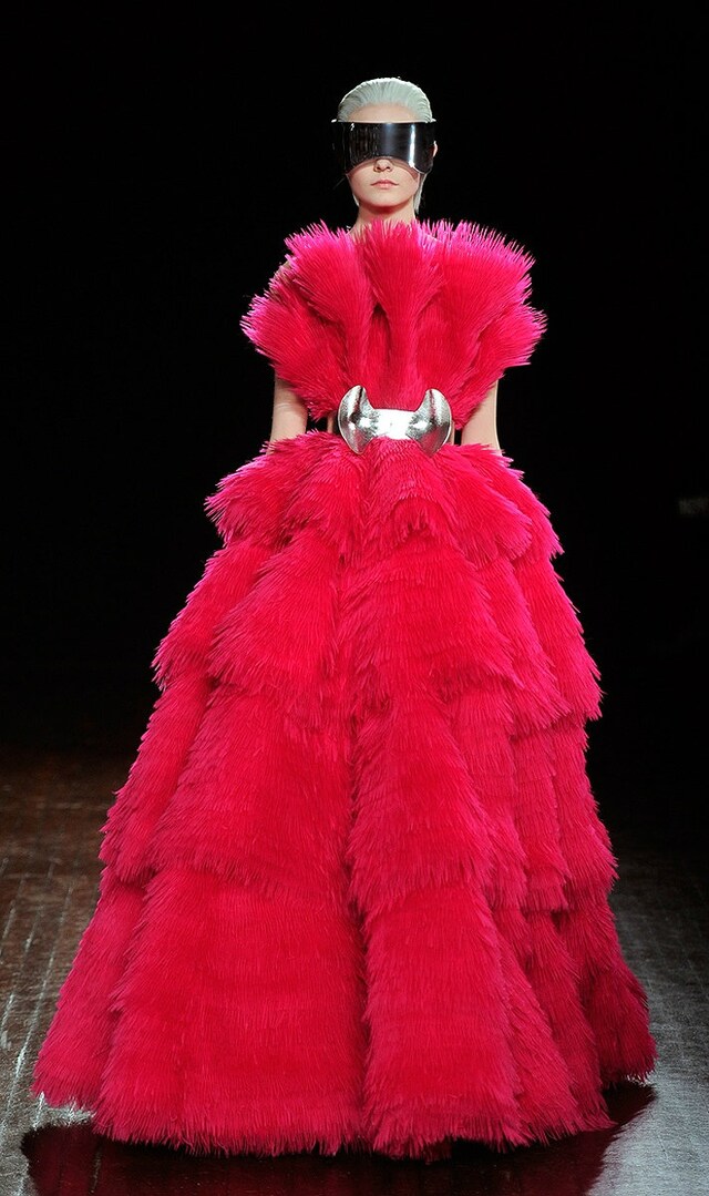 Alexander McQueen Womenswear A/W12 5