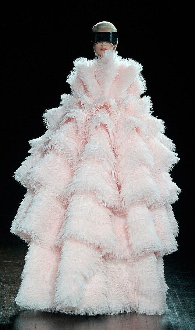 Alexander McQueen Womenswear A/W12 3