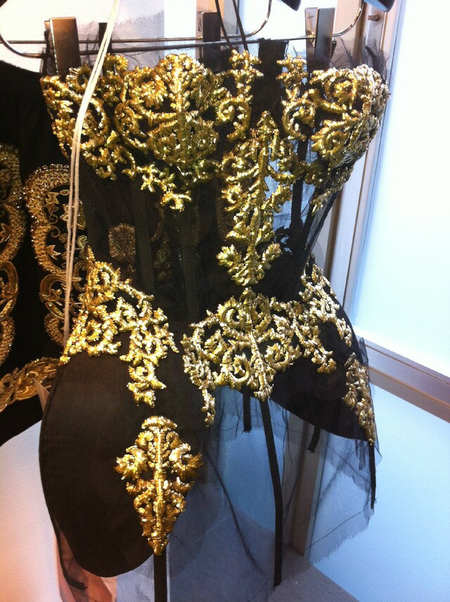 Dolce &amp; Gabbana Womenswear A/W12 26