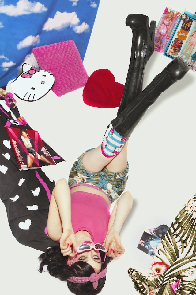 Anna Trevelyan, stylist, photographed by Meinke Kl 3