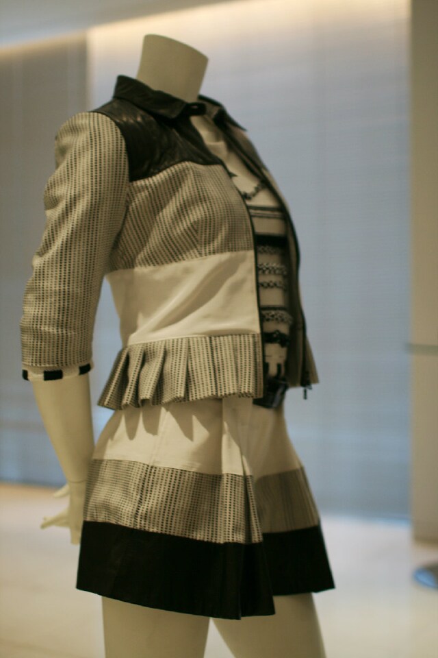 Image 0