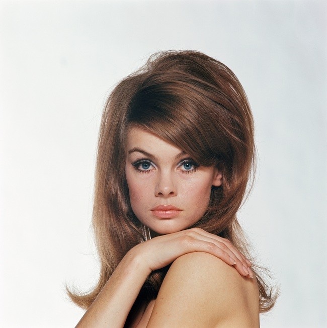 Jean-Shrimpton-1965-David-Montgomery-Hulton-Archiv 1