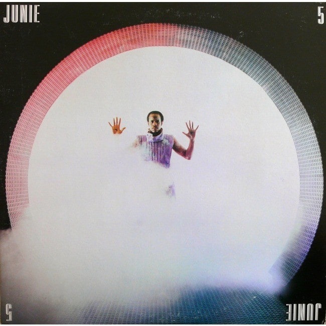 Junie 5 9