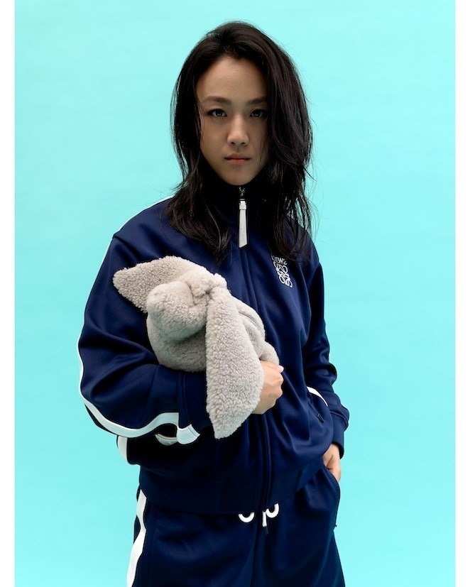 Loewe AW22 8