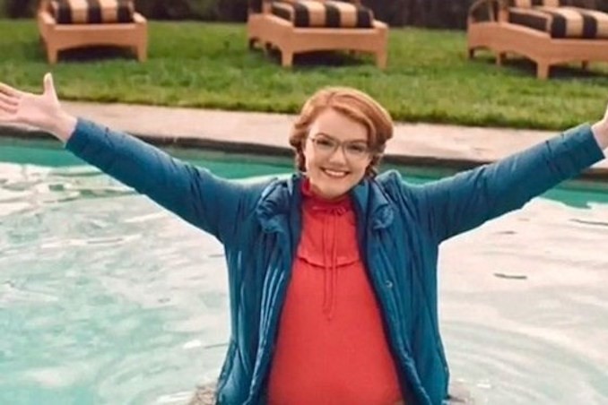 I'd recognize Barb anywhere : r/StrangerThings