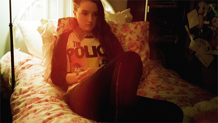 700px x 394px - 62 â€“ Kaitlyn Dever Dazed 100 | Dazed