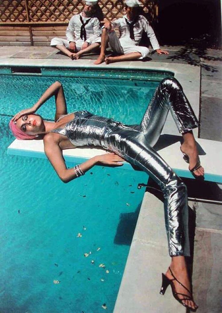 helmut newton pool BIG
