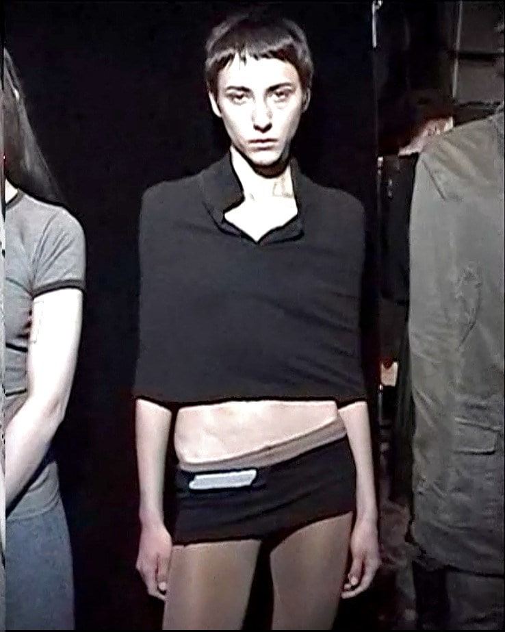 Uniform AW26 Betsy Johnson 26
