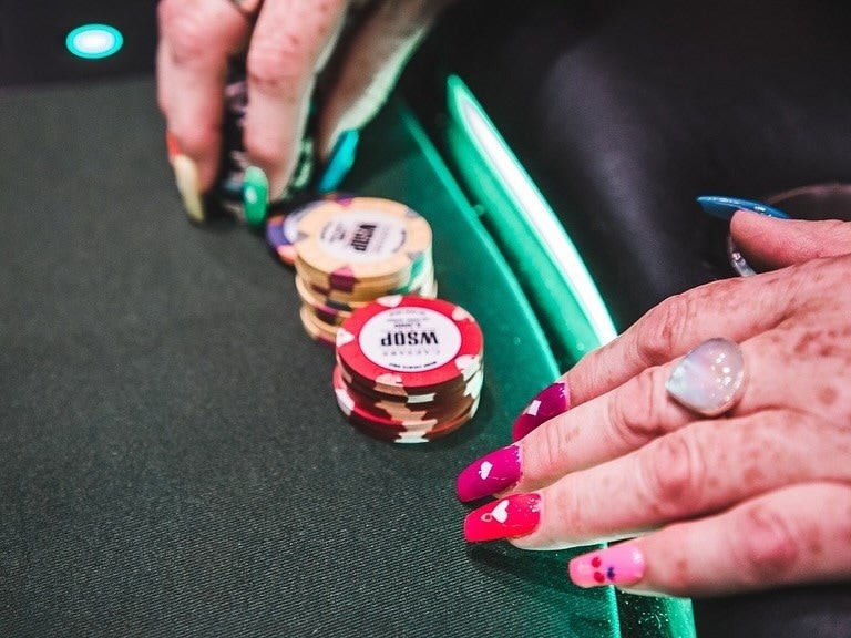 World Series Poker manicures nail art 20