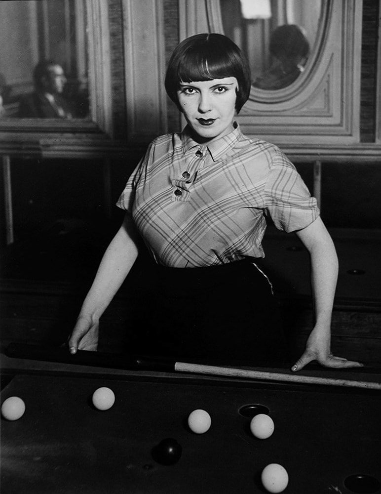Scarlet Muse — Prostitution and Photography 10