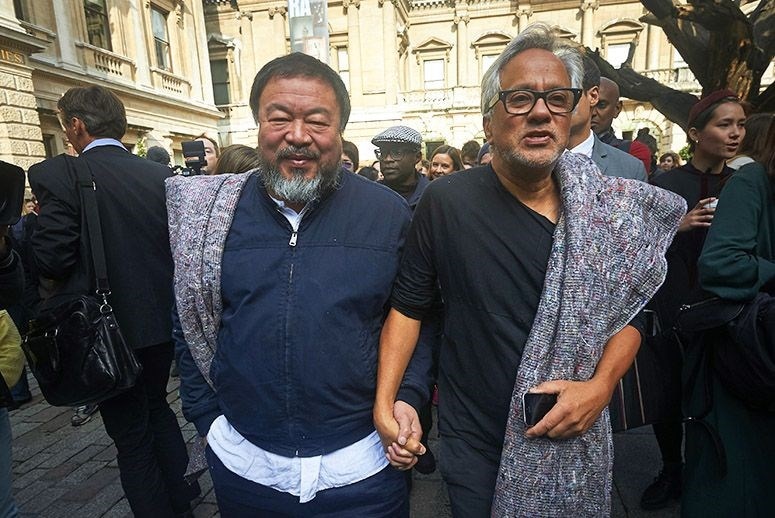 Ai Weiwei and Anish Kapoor walked through London 2015