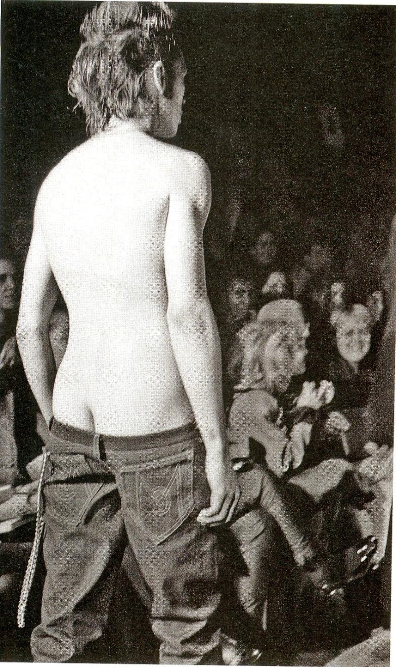 Alexander McQueen&#39;s bumster