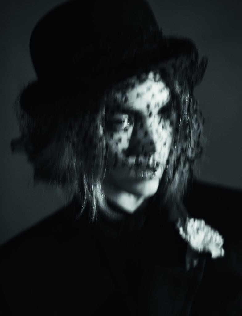 2. Photography: Mark Segal, Styling: Robbie Spence 5