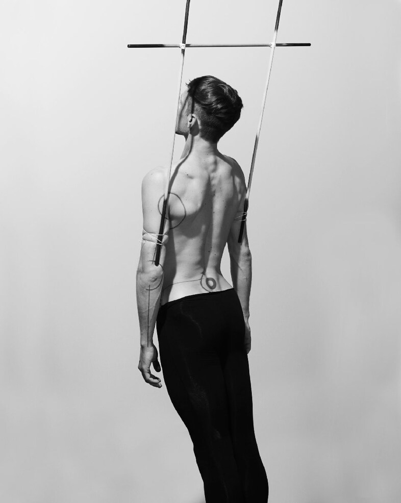 TRUSST IDENTITY ; 2010 7