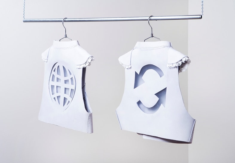 Amalia Ulman and Lauren Elder, Immune Stability, 2